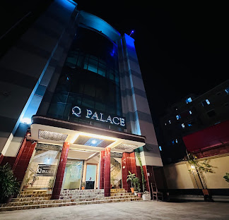Q Palace